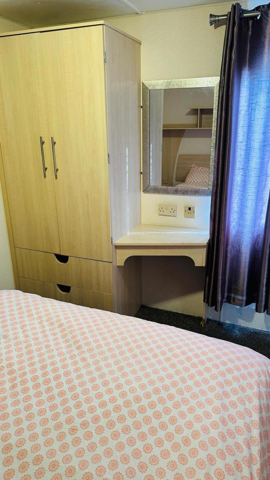 Ingoldmells, The Grange 3-bedroom Caravan * Skegness